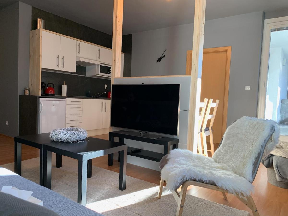 Apartman Pinus Доновали Екстериор снимка